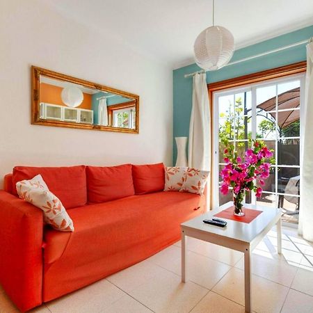 Remarkable 2-Bed House In Arona 阿罗纳 外观 照片