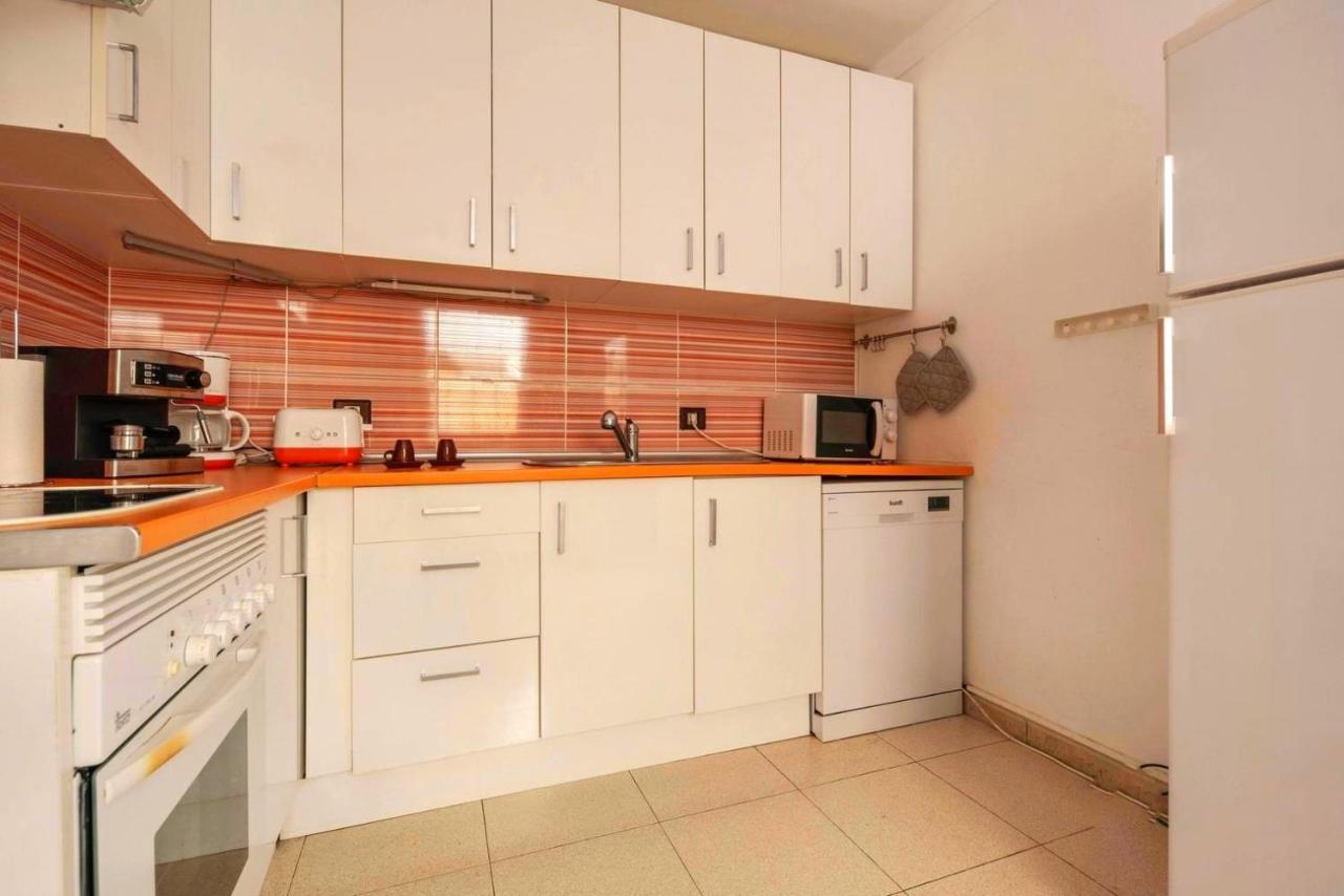 Remarkable 2-Bed House In Arona 阿罗纳 外观 照片
