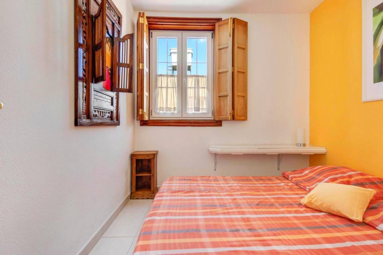 Remarkable 2-Bed House In Arona 阿罗纳 外观 照片