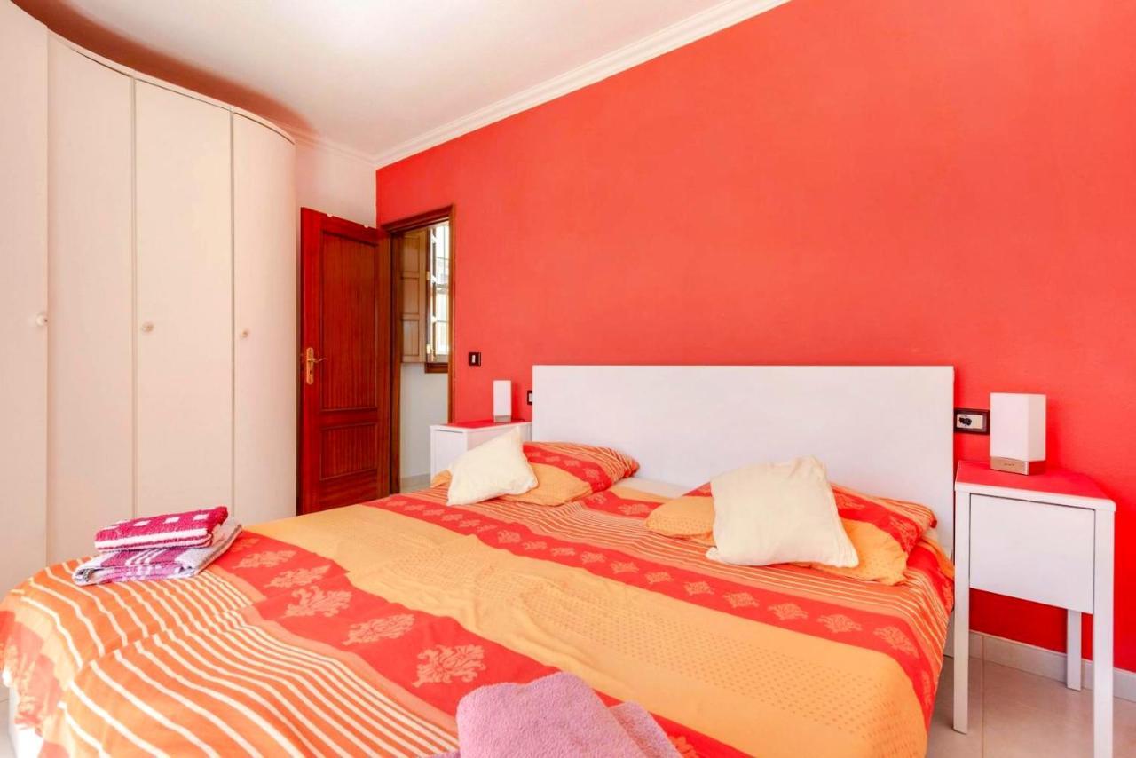 Remarkable 2-Bed House In Arona 阿罗纳 外观 照片