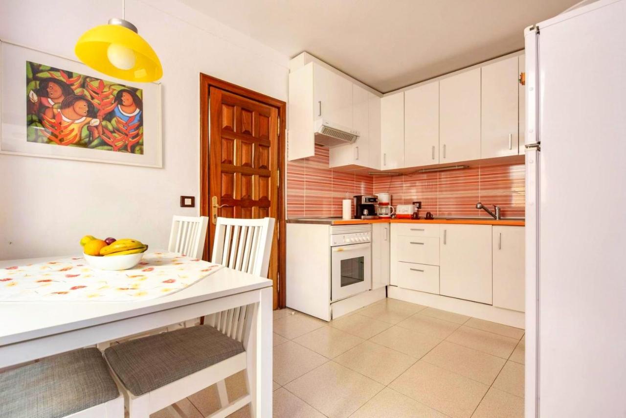 Remarkable 2-Bed House In Arona 阿罗纳 外观 照片